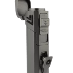 Briquet Vector Quattro gunmetal satin, vue trois quarts - Accessoire élégant