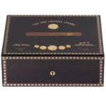 Vue de dessus de la cave à cigares Elie Bleu Médaille noir, capacité de 75 cigares, disponible chez A La Civette Paris.