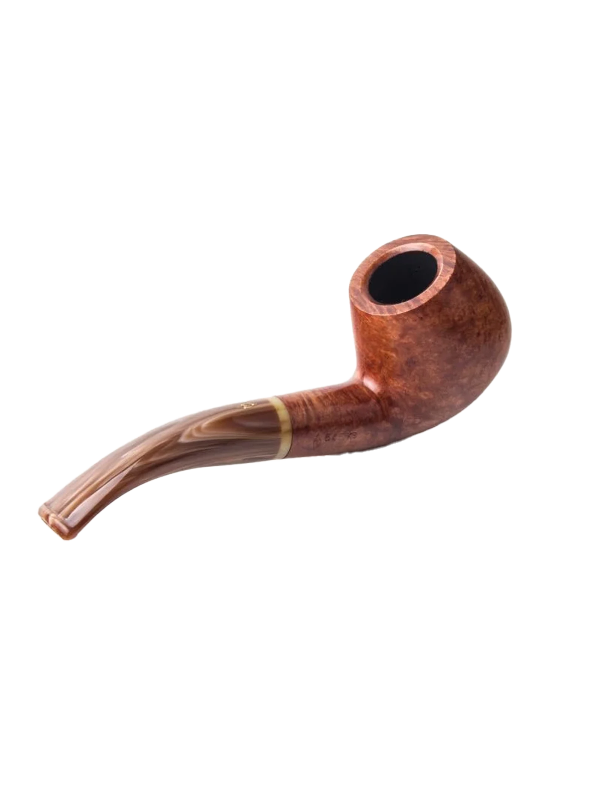 Guide pour nettoyer et entretenir une pipe en bruyère - Gazette de La Civette.