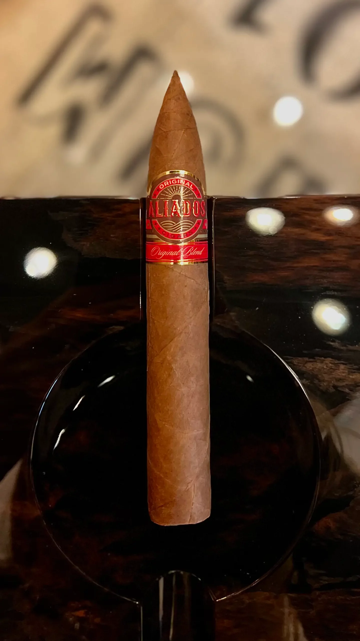 Apprenez à couper un cigare correctement - Gazette de La Civette.