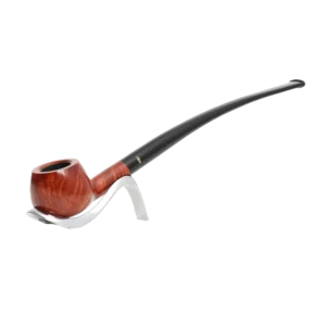 Pipe Savinelli Churchwarden 313 sur support, vue trois quarts, forme longue, finition naturelle, filtre 6 mm - A La Civette.