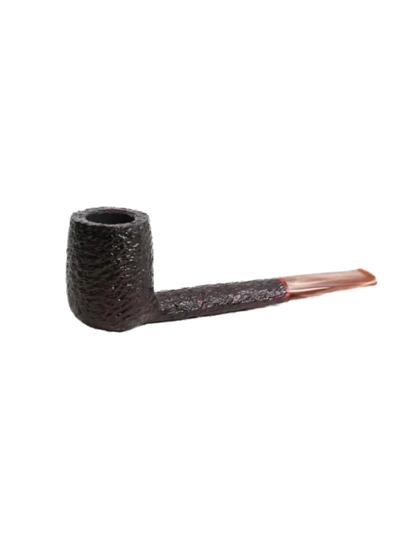 Pipe Savinelli Esploratore Boscaiolo en vue trois quarts, forme droite, finition rustique, filtre 3 mm - A La Civette.