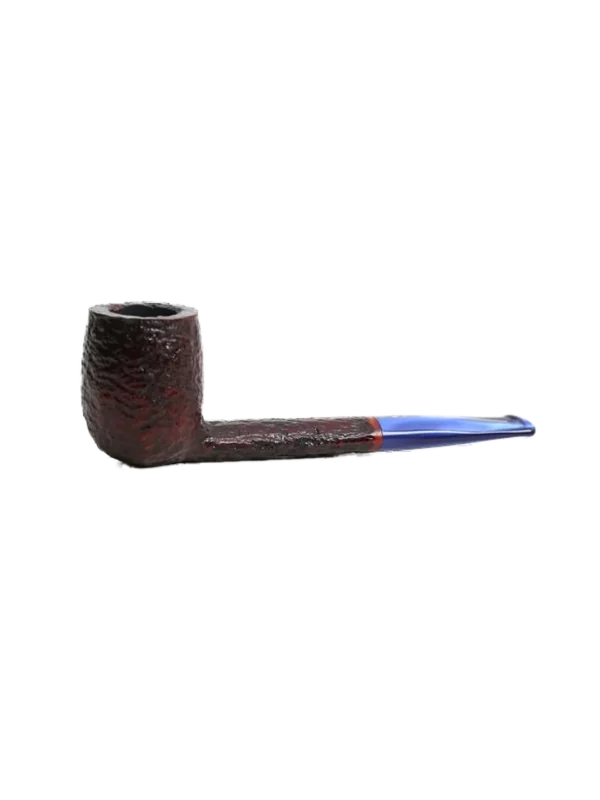 Pipe Savinelli Esploratore Marinaïo en vue trois quarts, finition rustique, forme droite, filtre 3 mm - A La Civette.