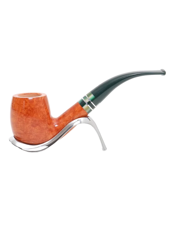 Pipe Savinelli Foresta sur support, vue de profil, forme courbée, finition naturelle, filtre 9 mm - A La Civette.