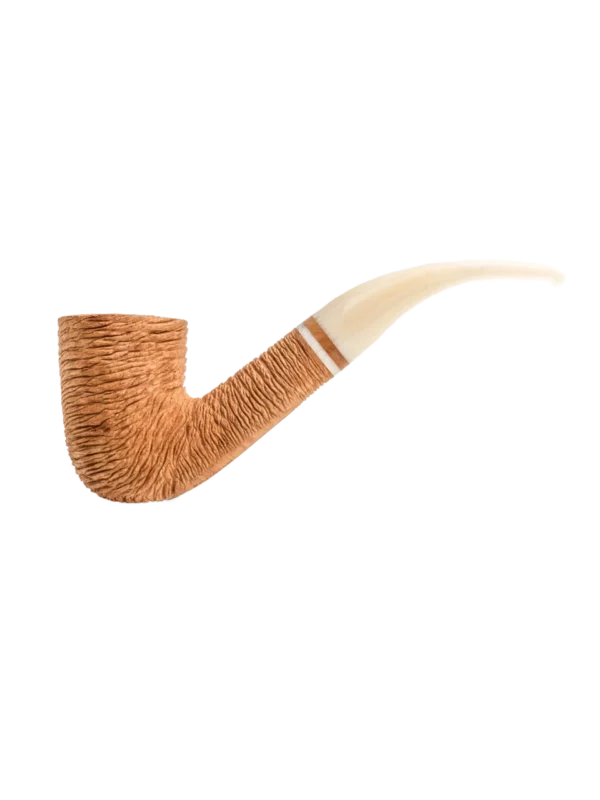 Pipe Savinelli Lino 611 en vue de profil, forme courbée, finition rustique, filtre 9 mm - A La Civette.