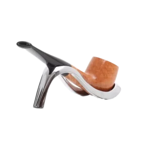 Pipe Savinelli Minuto sur support, vue arrière, forme droite, finition naturelle, filtre 6 mm - A La Civette.