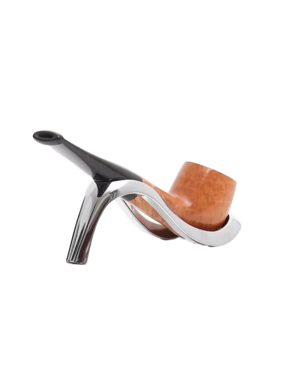 Pipe Savinelli Minuto 109 sur support, vue arrière, forme droite, finition naturelle, filtre 6 mm - A La Civette.