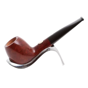 Pipe Savinelli Rugby sur support, vue arrière, forme droite, finition naturelle, filtre 9 mm - A La Civette.