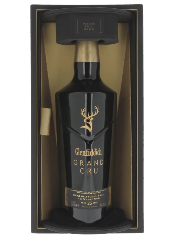 Boîte ouverte du Whisky Glenfiddich Grand Cru 23 ans – A La Civette Paris