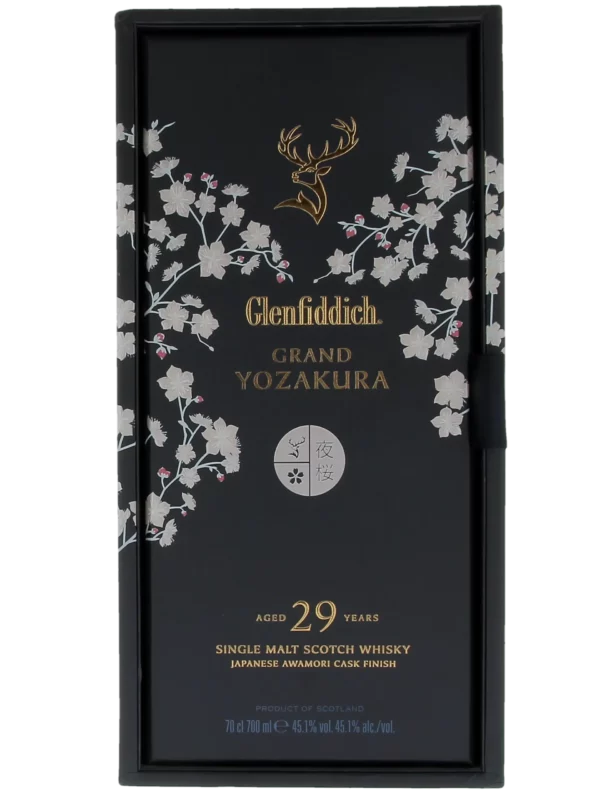 Face de la boîte du Whisky Glenfiddich Grand Yozakura 29 ans – A La Civette Paris