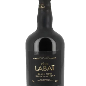 Bouteille de rhum Père Labat Black Opus 2009 vue de face – A La Civette, Paris