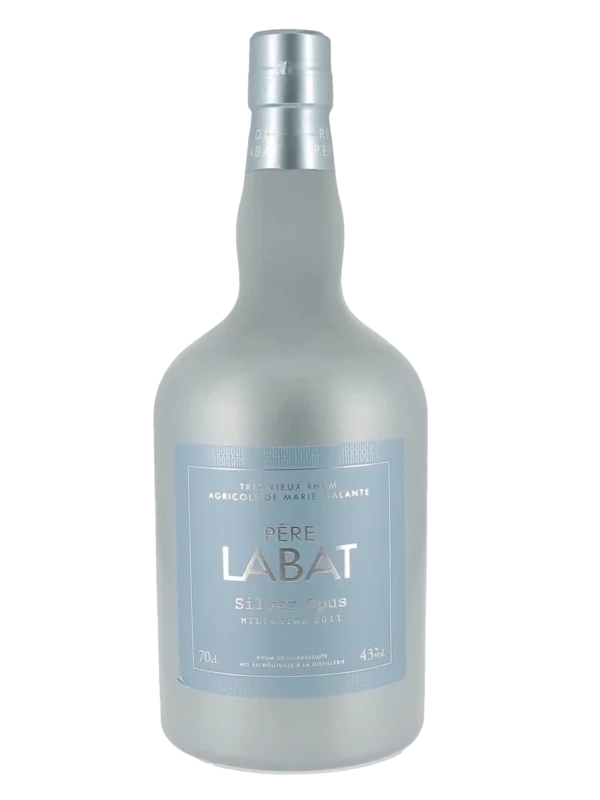 Bouteille de rhum Père Labat Silver Opus 2011 vue de face – A La Civette, Paris