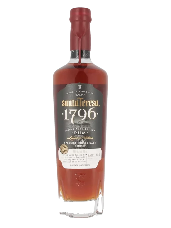 Bouteille de rhum Santa Teresa 1796 Triple Aged Solera vue de face – A La Civette, Paris