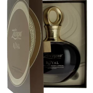 Coffret ouvert et bouteille du rhum Zacapa Royal – vue de face – A La Civette