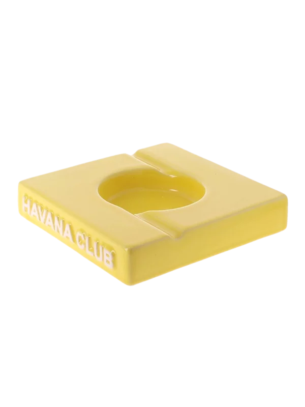 Cendrier Havana Club Dupio jaune maïs en vue trois quarts – Accessoire design pour deux cigares