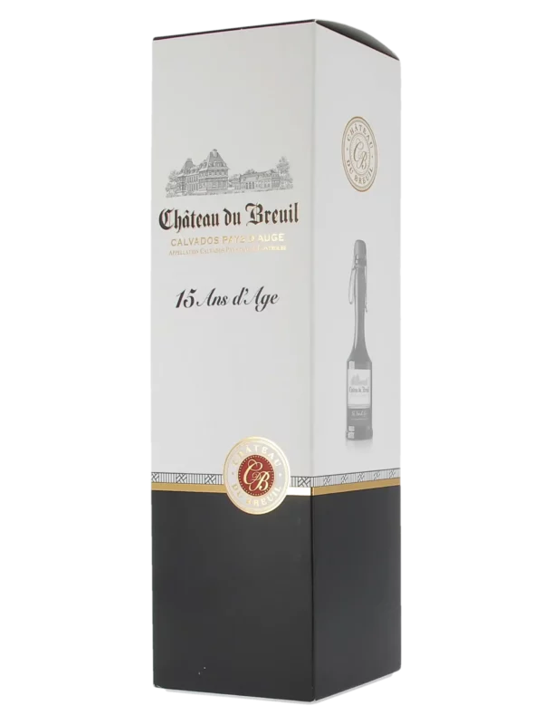 Face avant de la bouteille de Calvados Château du Breuil 15 ans disponible chez À La Civette