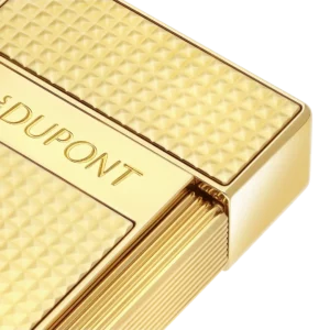 Briquet S.T. Dupont Biggy doré pointe de diamant – gros plan sur les détails de la finition.