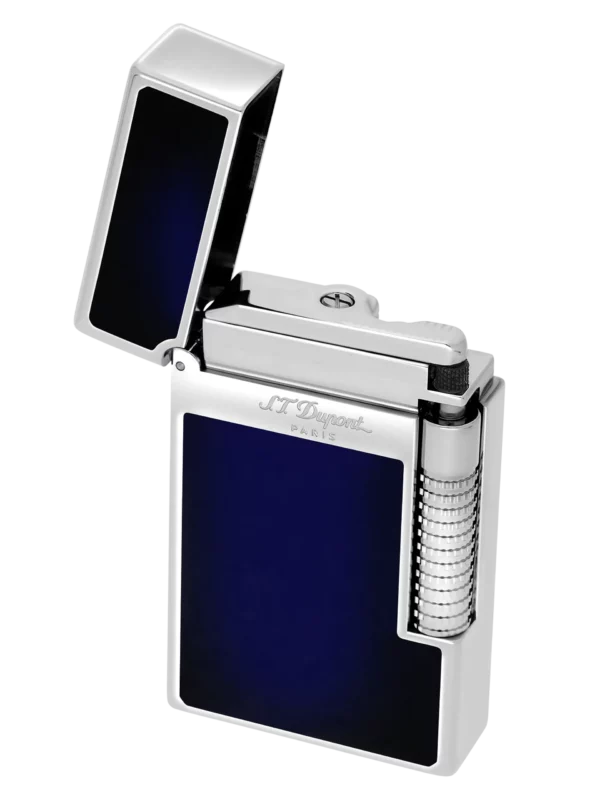 Briquet S.T. Dupont Le Grand Dupont Cling laque bleue et palladium – ouvert avec flamme