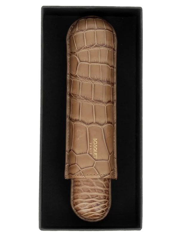 Étui à cigares Bosquet Paris en cuir de crocodile beige simple dans sa boîte – La Civette Paris