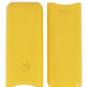 Étui à cigares Montes Bali double en cuir jaune – ouvert, accessoire élégant pour transporter deux cigares.