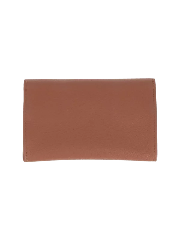 Vue arrière de la blague à tabac Dunhill cuir terracotta – Accessoire pour pipe disponible chez A La Civette