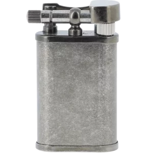 Briquet à pipe Chacom CC106 finition antik argent vu de face.
