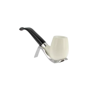 Pipe Levent écume de mer sculptée à la main – n°3 forme Œuf courbée finition polie filtre 3 mm, vue trois quarts.