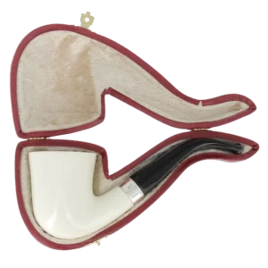 Pipe Levent écume de mer sculptée à la main – n°4 forme Dublin courbée finition polie filtre 3 mm, présentée dans sa boîte.