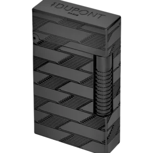 Briquet S.T. Dupont Le Grand Dupont Cling guilloché Monogram 1872 fermé – Vue trois quarts – A La Civette Paris.