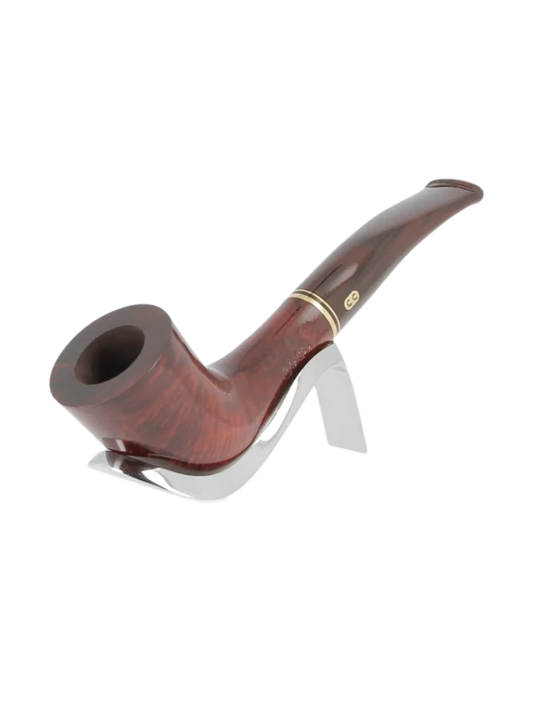 Pipe Chacom Montbrillant 88 forme droite zoulou finition naturelle avec filtre 3 mm – Vue trois quarts sur support – A La Civette Paris.