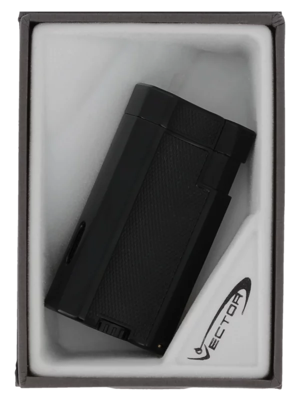 Briquet Vector Vmotion noir mat dans sa boîte – Accessoire à cigares de prestige chez A La Civette
