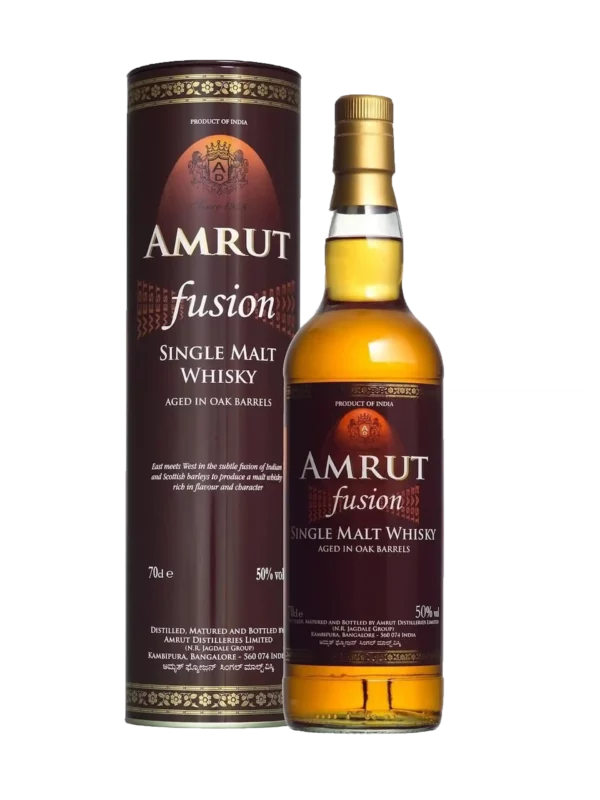Whisky Amrut Fusion – boîte et bouteille vues de face – A La Civette Paris