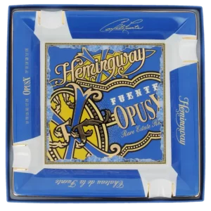 Cendrier Elie Bleu édition limitée Fuente Opus X Hemingway bleu dans sa boîte – Accessoire à cigare de luxe disponible chez A La Civette Paris