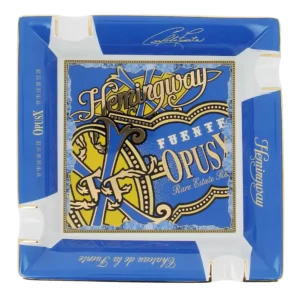 Face du cendrier Elie Bleu Fuente Opus X Hemingway bleu – Accessoire de luxe pour cigares proposé par A La Civette