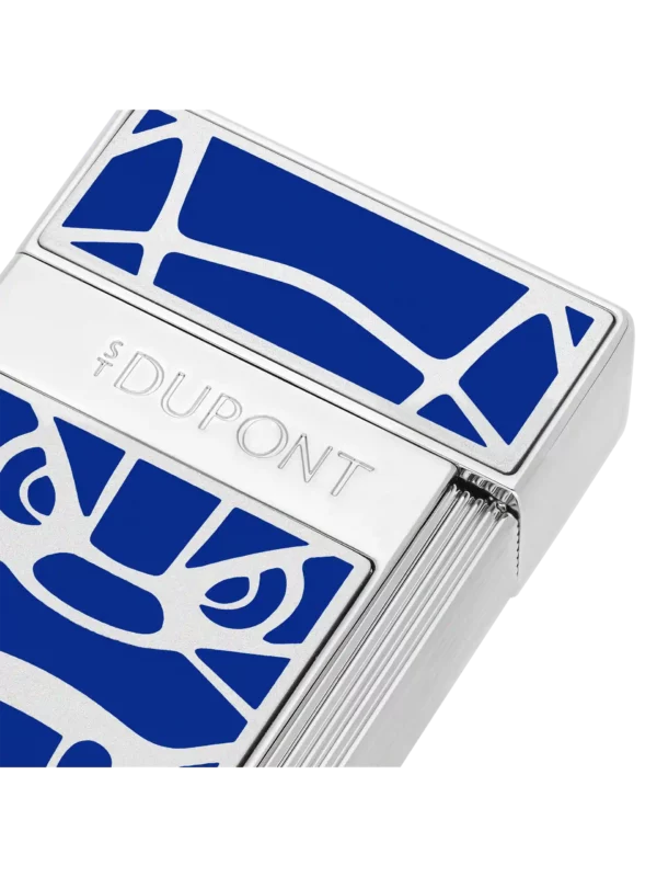 Briquet S.T. Dupont Biggy Orlinski bleu zoom – Détail accessoires à cigares de luxe À La Civette