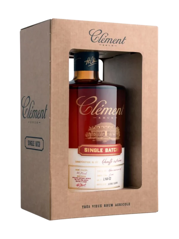 A-La-Civette-Vins-et-spiritueux-Rhum-Clement-Single-batch-chauffe-extreme-boite-bouteille-face A La Civette Vins et spiritueux, Rhum Clément Single batch chauffe extrême, boîte et bouteille face, spiritueux haut de gamme.