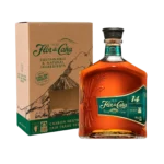 Vue face de la boîte et de la bouteille du rhum Flor de Caña 14 ans, spiritueux haut de gamme proposé par A La Civette.