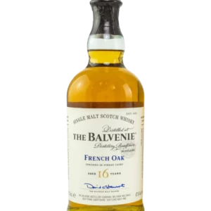 A La Civette Vins et spiritueux, whisky The Balvenie French Oak 16 ans, bouteille face, spiritueux de prestige.