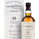 A La Civette Vins et spiritueux, whisky The Balvenie Portwood 21 ans, boîte face et bouteille face, spiritueux de prestige.