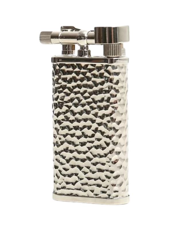 A La Civette Accessoires à pipes Briquets à pipe Chacom Tsubota Pearl CC105 chrome martelé en vue de trois quarts avec finition chrome texturée haut de gamme.