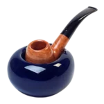 A La Civette Accessoires à pipes Porte-pipe Chacom CC605 céramique bleu cobalt avec pipe, support en céramique pour pipe de collection.