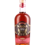 A La Civette Vins et spiritueux Rhum Naga Pearl of Jakarta bouteille face, rhum indonésien premium Triple Cask Aged en édition Small Batch.