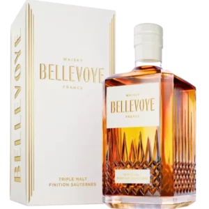 Whisky Bellevoye Blanc finition Sauternes, boîte trois-quarts et bouteille face, vins et spiritueux A La Civette.