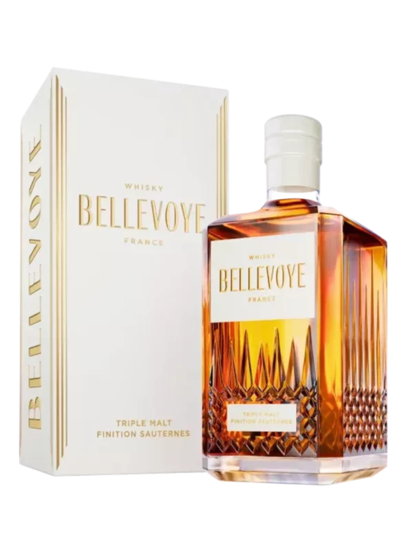 Whisky Bellevoye Blanc finition Sauternes, boîte trois-quarts et bouteille face, vins et spiritueux A La Civette.
