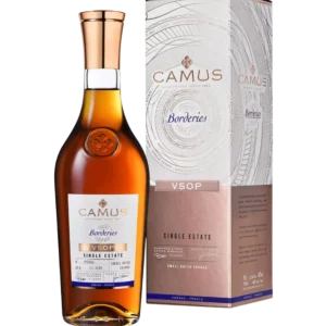 Présentation en boîte du cognac Camus VSOP Borderies Single Estate, avec sa bouteille, l'ensemble vu de face.