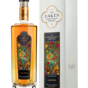 Whisky The Lakes Equinox, bouteille et boîte d'emballage rassemblées et vues chacune de face.