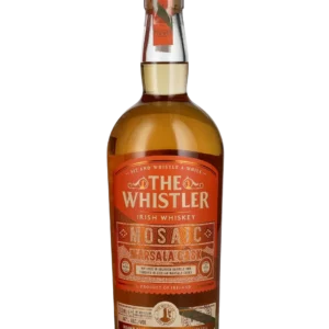 Whisky The Whistler Mosaic Marsala Cask, bouteille seule vue de face, sans étui ni boîte d'emballage à ses côtés.
